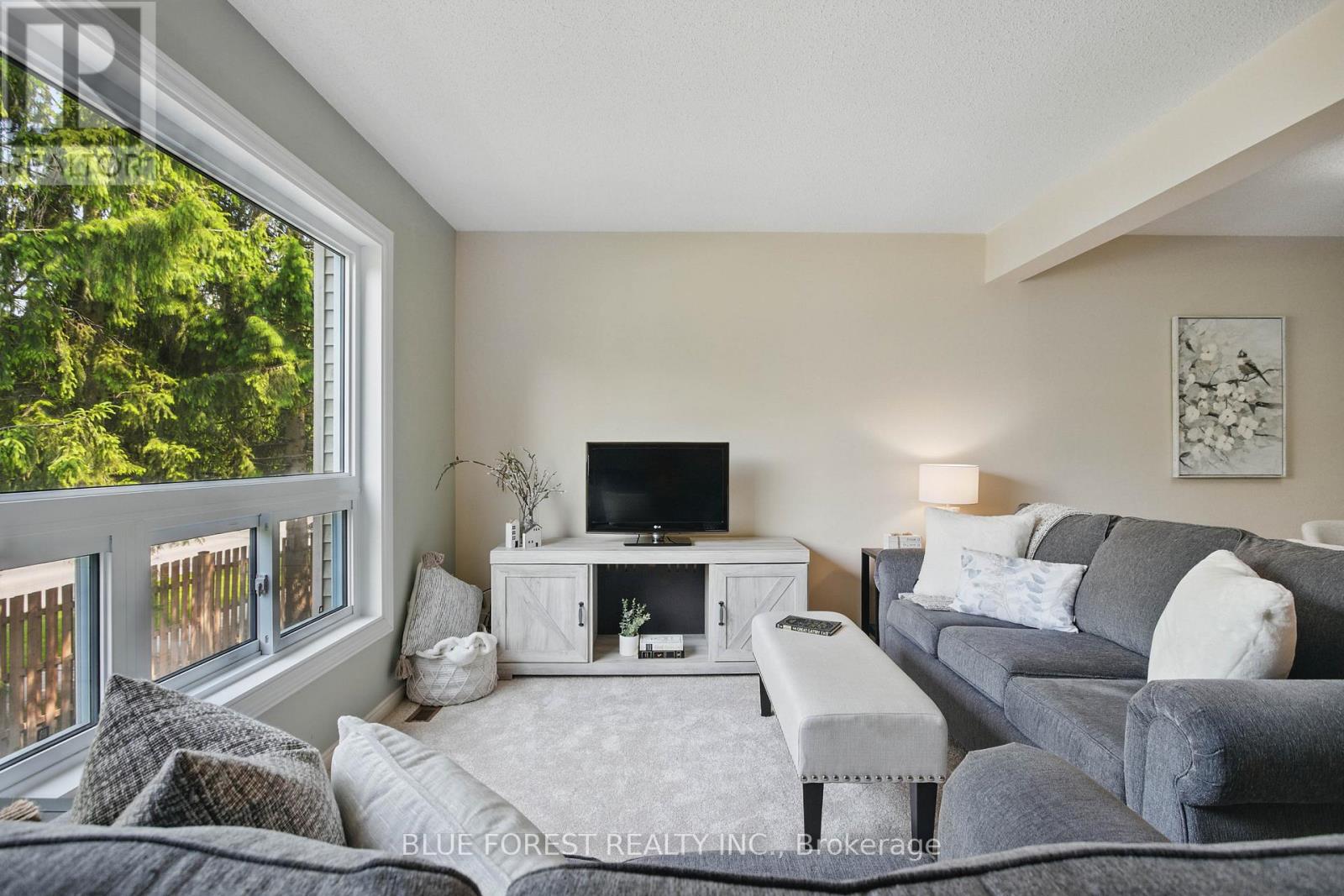 82 - 1990 Wavell Street, London East, Ontario  N5V 4N5 - Photo 13 - X12702344