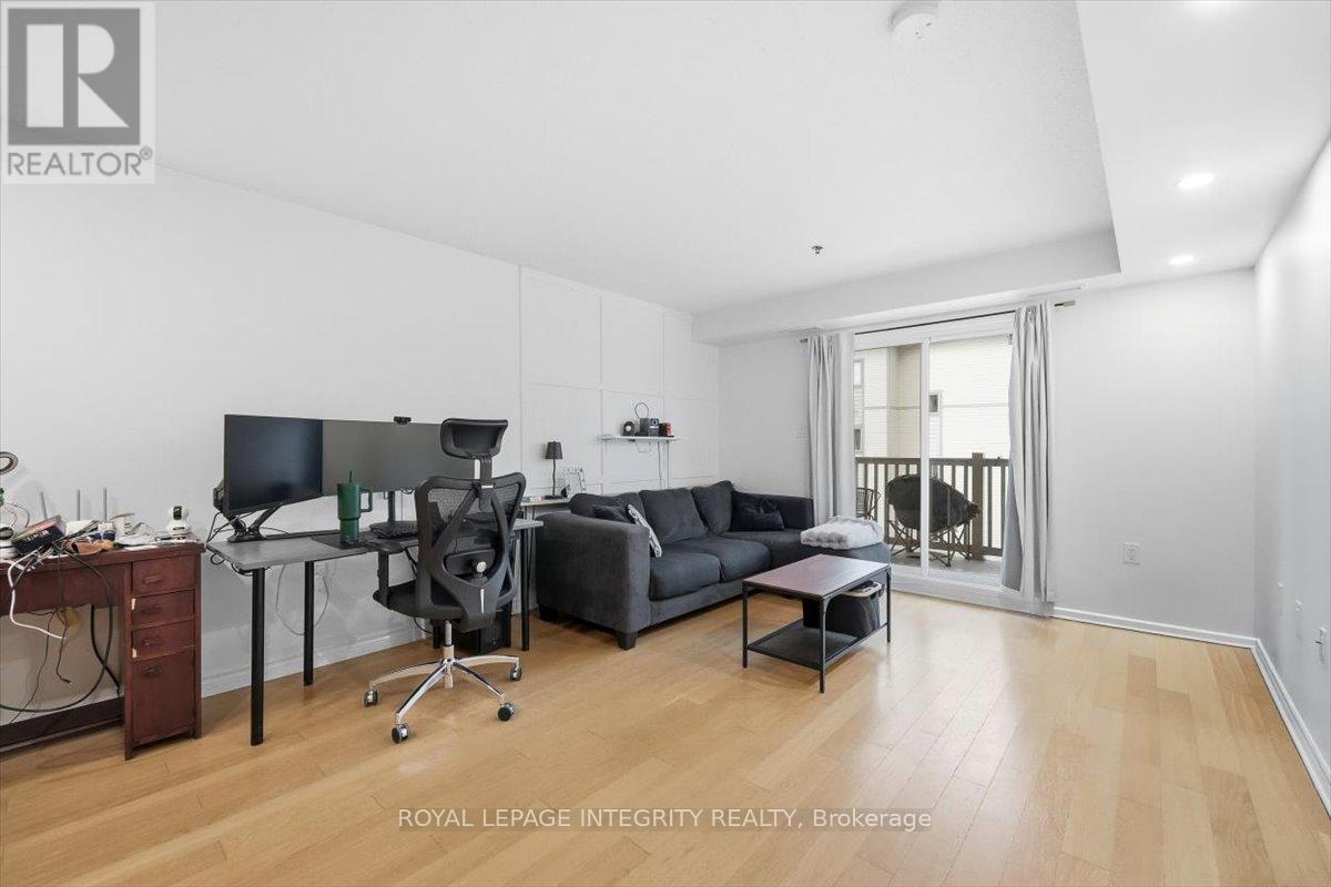 303 - 151 Potts Private, Ottawa, Ontario  K4A 0V7 - Photo 11 - X12702316