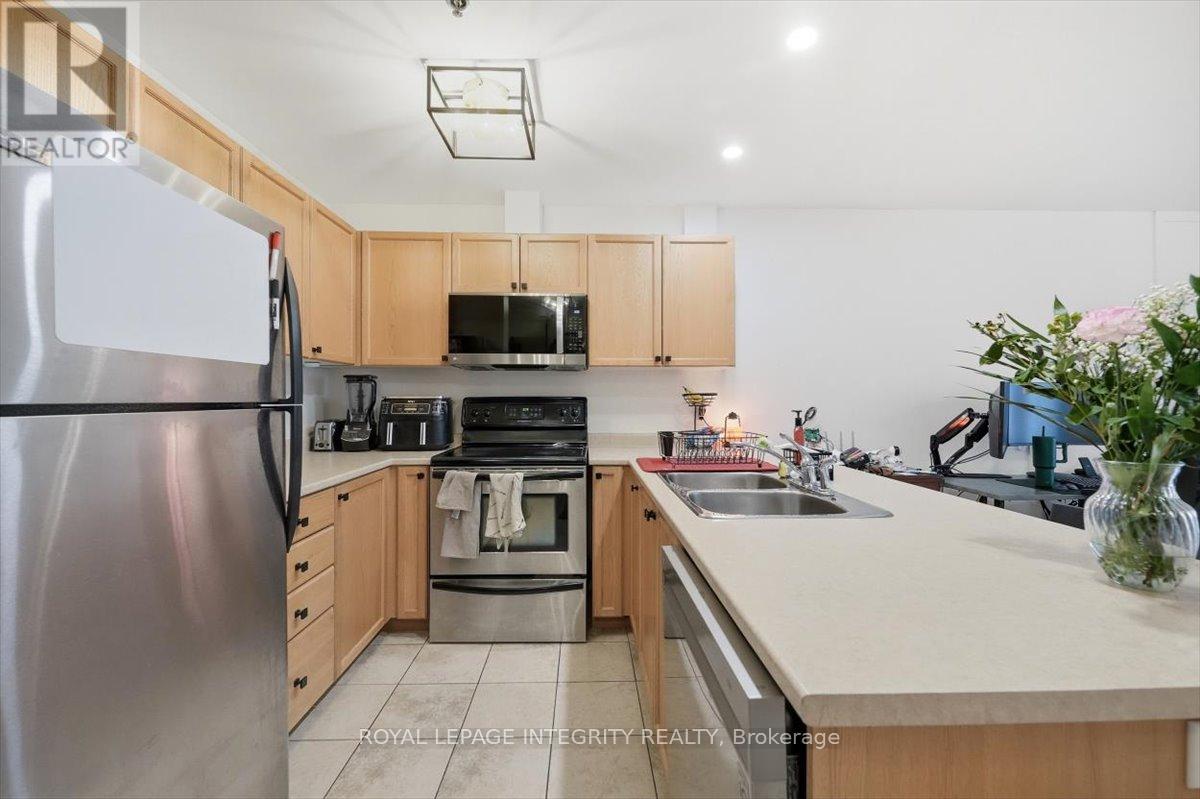 303 - 151 Potts Private, Ottawa, Ontario  K4A 0V7 - Photo 8 - X12702316