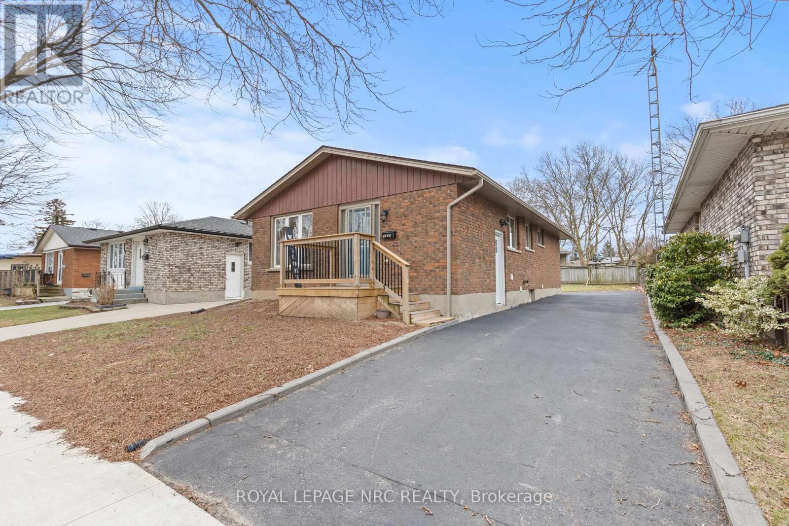 5698 Heritage Drive, Niagara Falls (Church's Lane), Ontario  L2J 3L2 - Photo 2 - X12702290