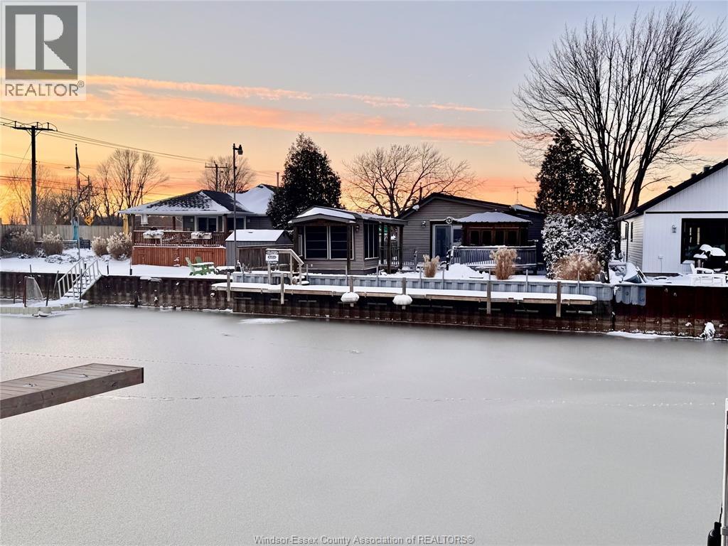 192 Mill, Lakeshore, Ontario  N8L 0Y9 - Photo 2 - 25027850