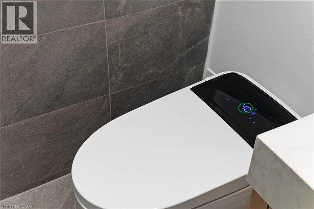 146 Kenora Avenue, Hamilton, Ontario  L8E 3N7 - Photo 23 - 40793080