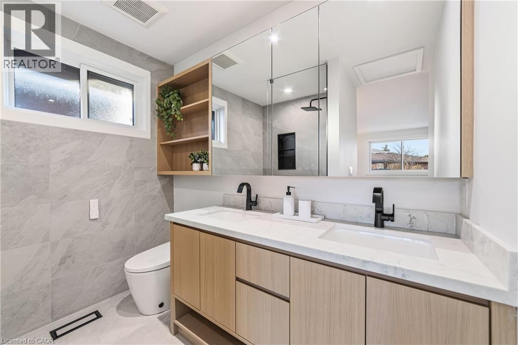 146 Kenora Avenue, Hamilton, Ontario  L8E 3N7 - Photo 18 - 40793080