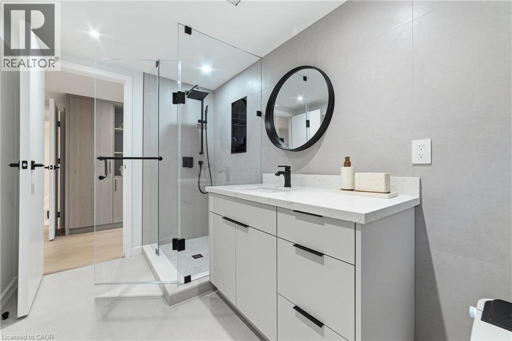 146 Kenora Avenue, Hamilton, Ontario  L8E 3N7 - Photo 37 - 40793080