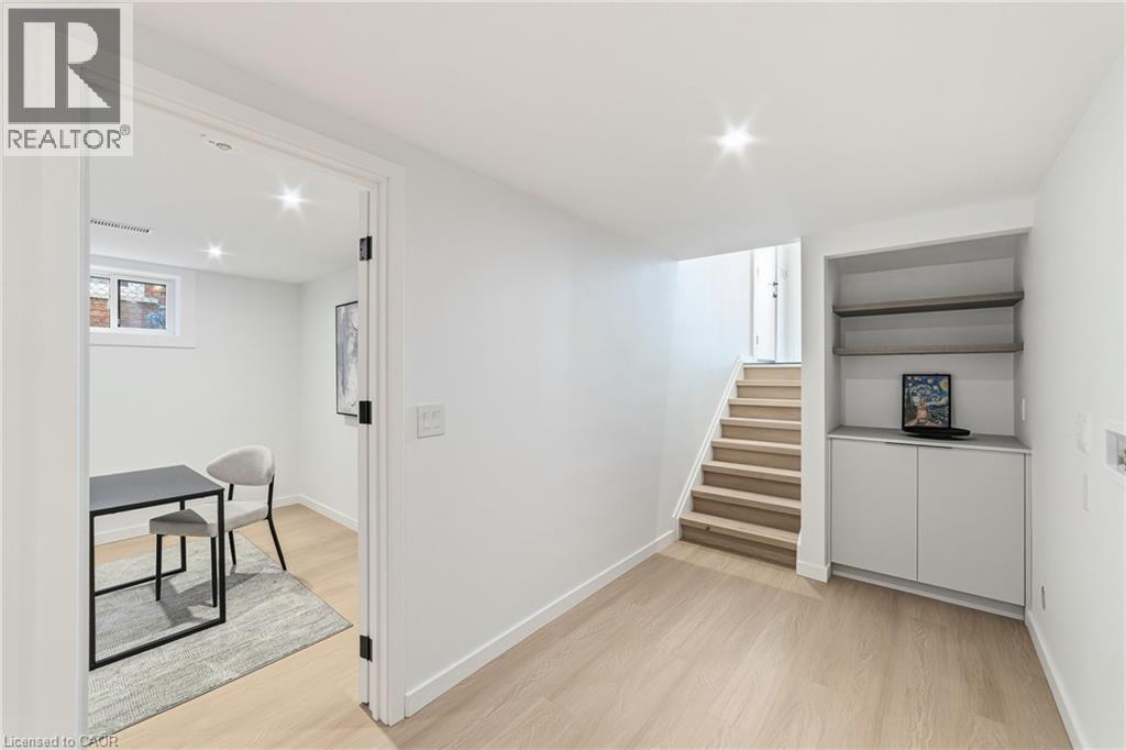 146 Kenora Avenue, Hamilton, Ontario  L8E 3N7 - Photo 25 - 40793080