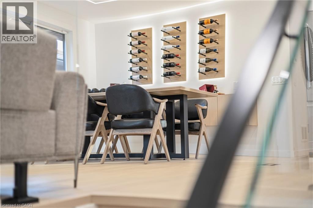 146 Kenora Avenue, Hamilton, Ontario  L8E 3N7 - Photo 4 - 40793080