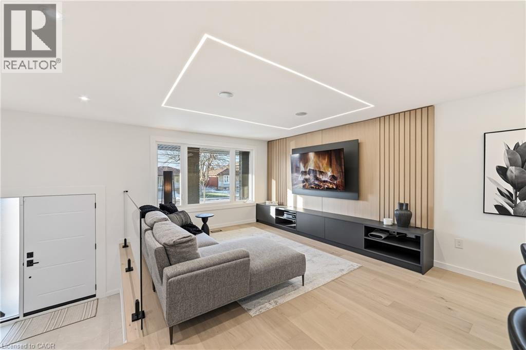 146 Kenora Avenue, Hamilton, Ontario  L8E 3N7 - Photo 6 - 40793080