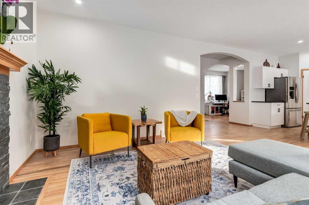 13 Bow Ridge Link, Cochrane, Alberta  T4C 1V7 - Photo 15 - A2276047