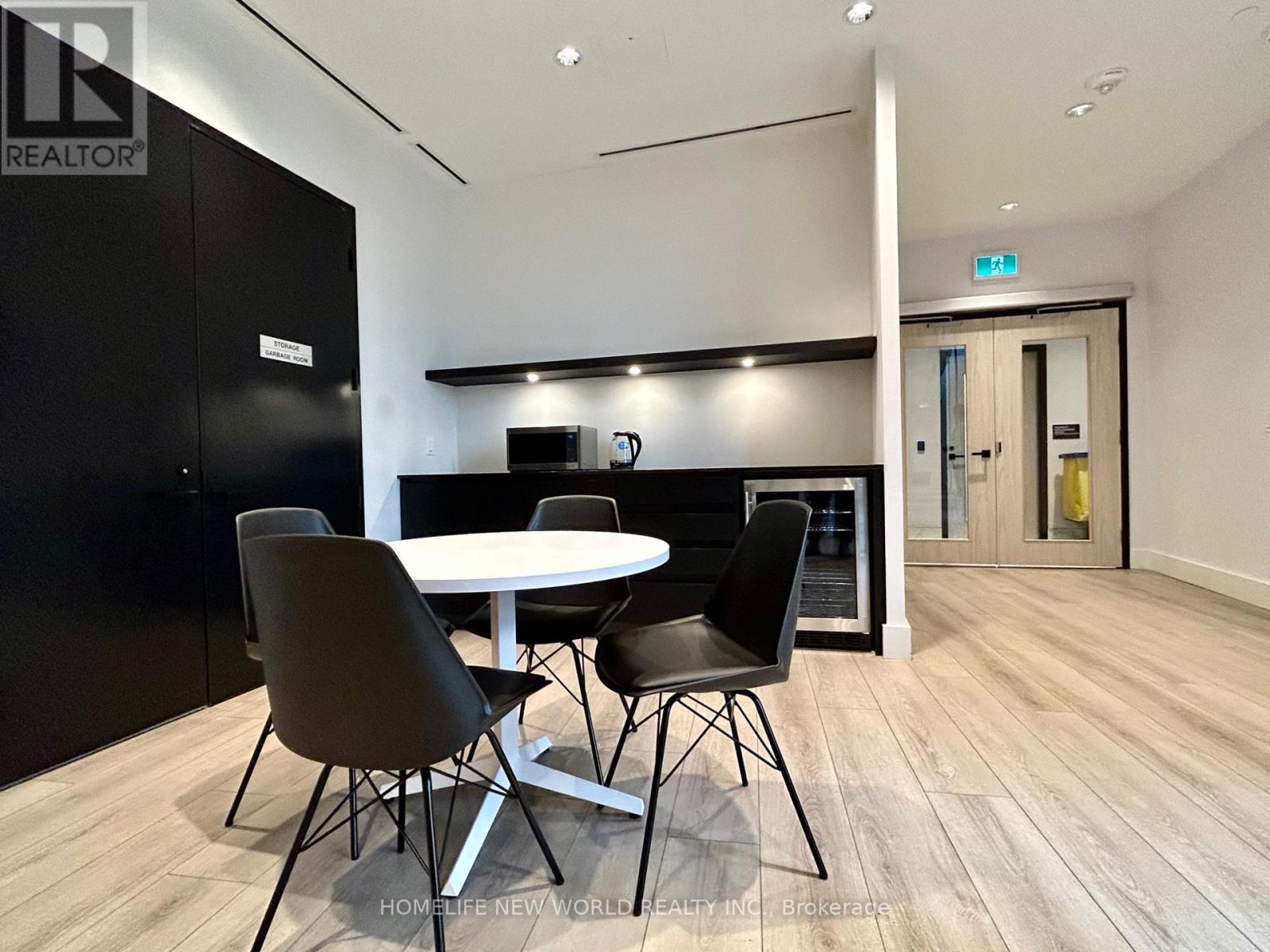 611 - 30 Tretti Way, Toronto, Ontario  M3H 0E3 - Photo 7 - C12702326