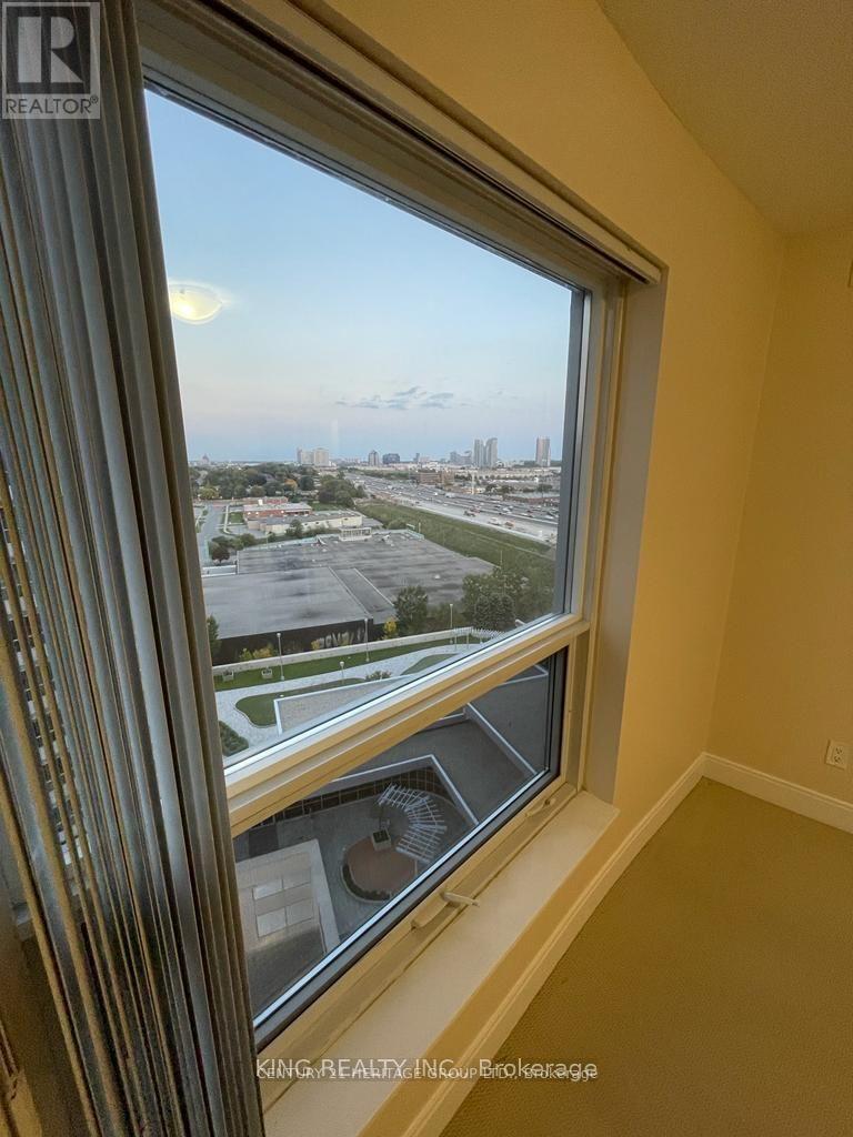 1511 - 125 Village Green Square, Toronto (Agincourt South-Malvern West), Ontario  M1S 0G3 - Photo 28 - E12702336