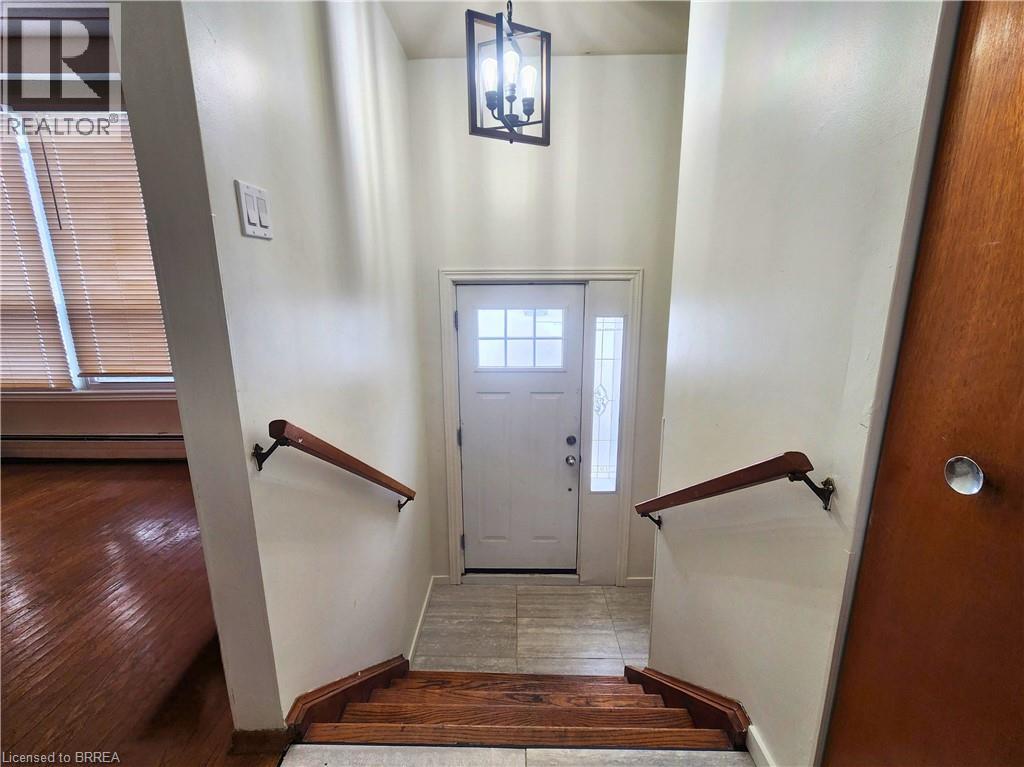 131 Baldwin Avenue Unit# Upper, Brantford, Ontario  N3S 1H9 - Photo 2 - 40797768