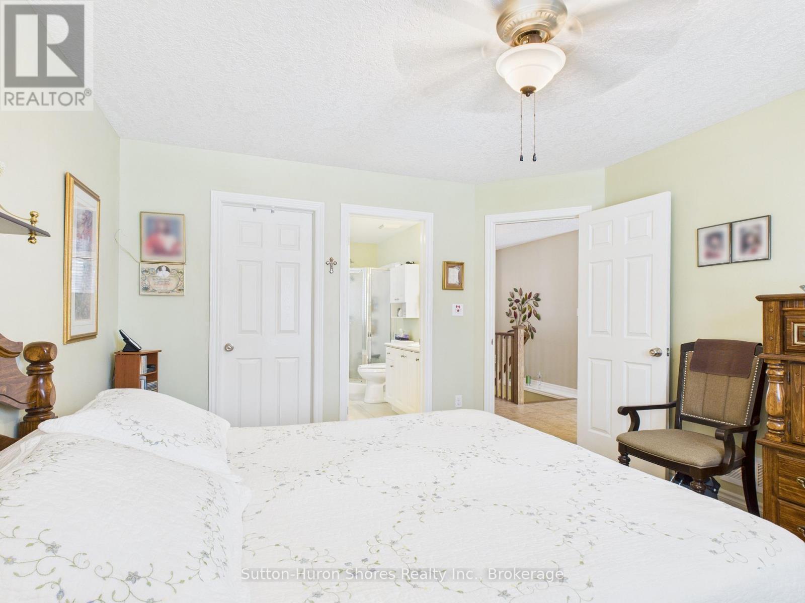 873 Sumpton Street, Saugeen Shores, Ontario  N0H 2C2 - Photo 22 - X12701612