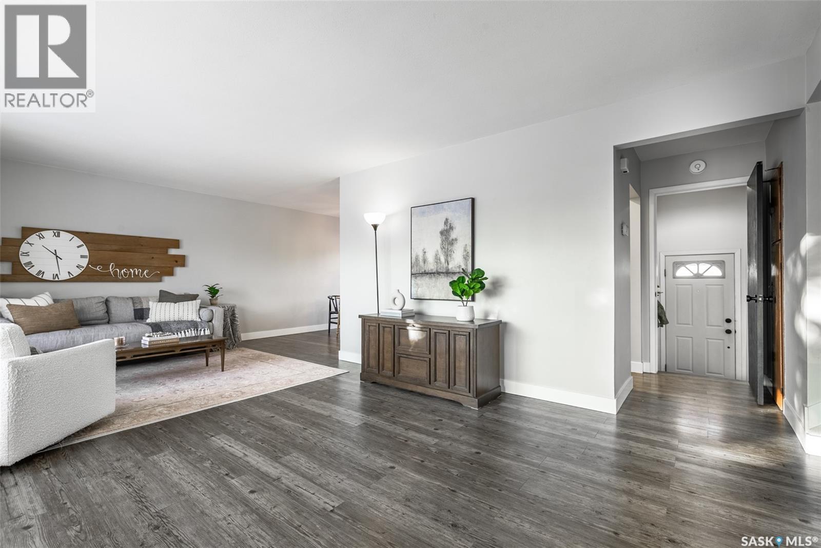 2616 Haultain Avenue, Saskatoon, Saskatchewan  S7J 1R6 - Photo 3 - SK026891