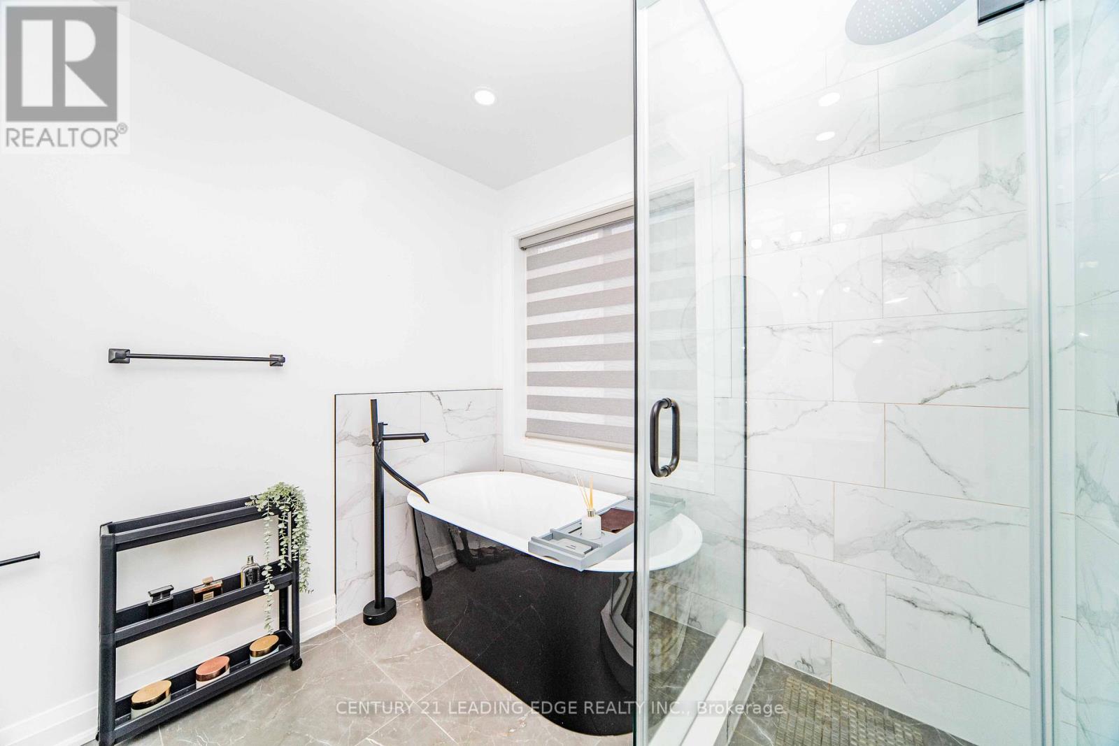 37 Landsdown Crescent, Markham, Ontario  L6E 1M6 - Photo 25 - N12702276