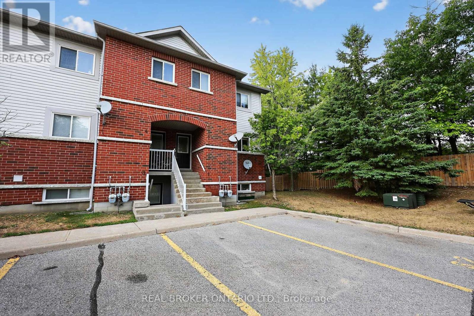 1 - 237 Ferndale Drive S, Barrie (Ardagh), Ontario  L4N 0T6 - Photo 1 - S12702252
