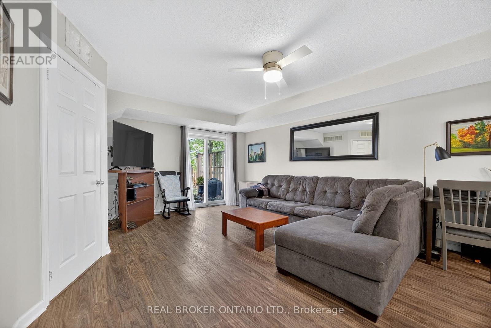 1 - 237 Ferndale Drive S, Barrie (Ardagh), Ontario  L4N 0T6 - Photo 10 - S12702252