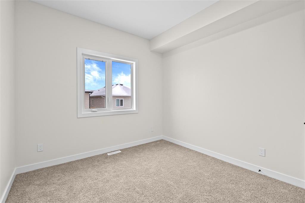 938 Mclean Avenue, Selkirk, Manitoba  R1A 4P9 - Photo 13 - 202529947