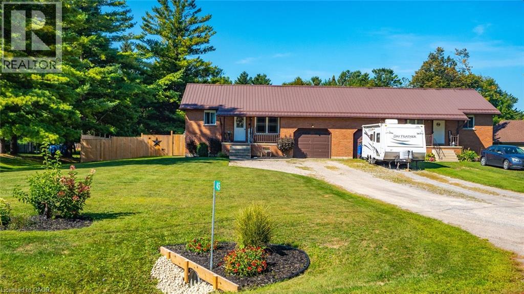 45 WILLOW Drive, Delhi, Ontario