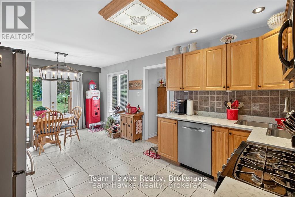 29 Boyd Crescent, Oro-Medonte (Moonstone), Ontario  L0K 1N0 - Photo 11 - S12702446