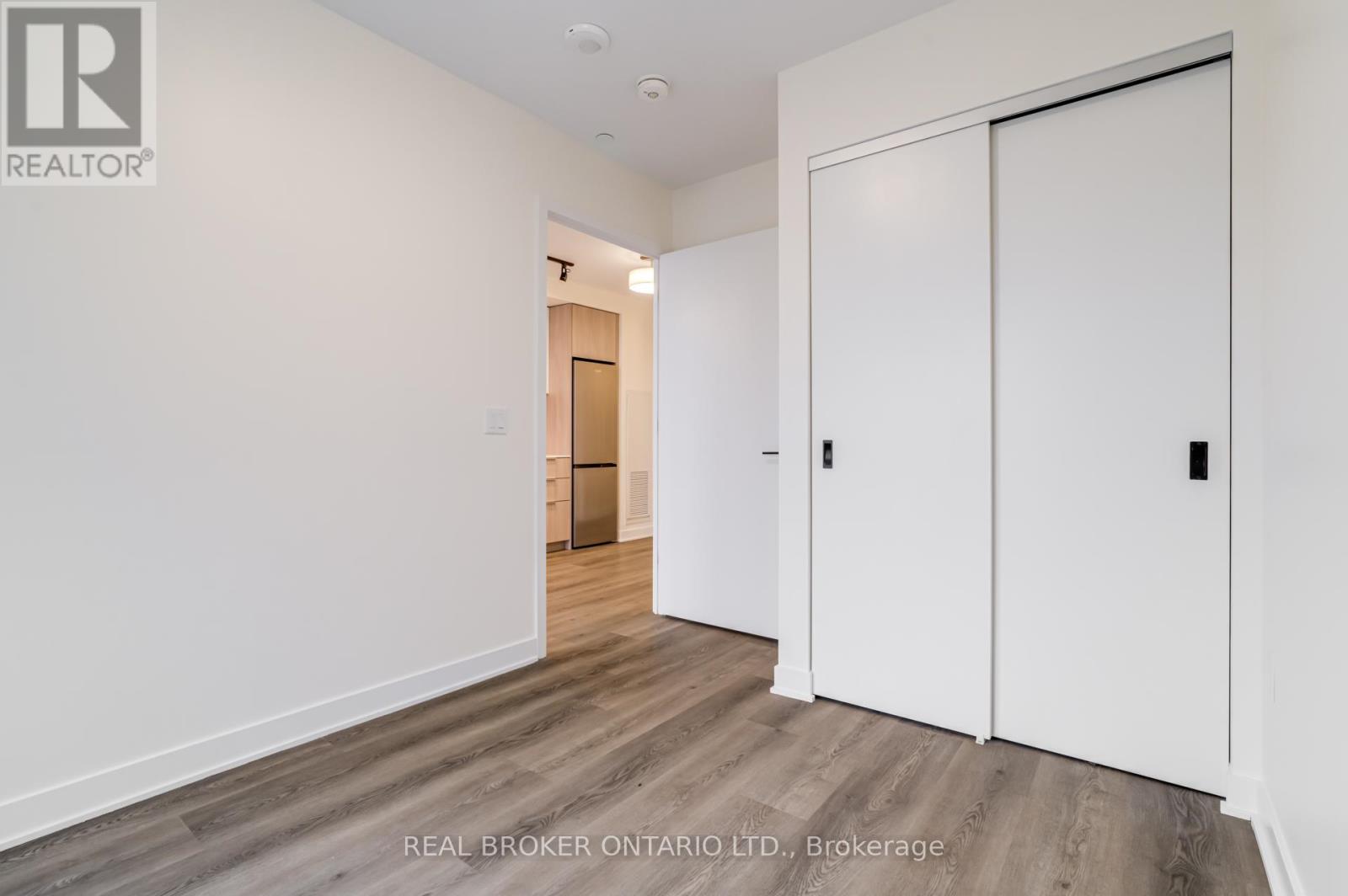 601 - 36 Zorra Street, Toronto, Ontario  M8Z 0G5 - Photo 14 - W12702308