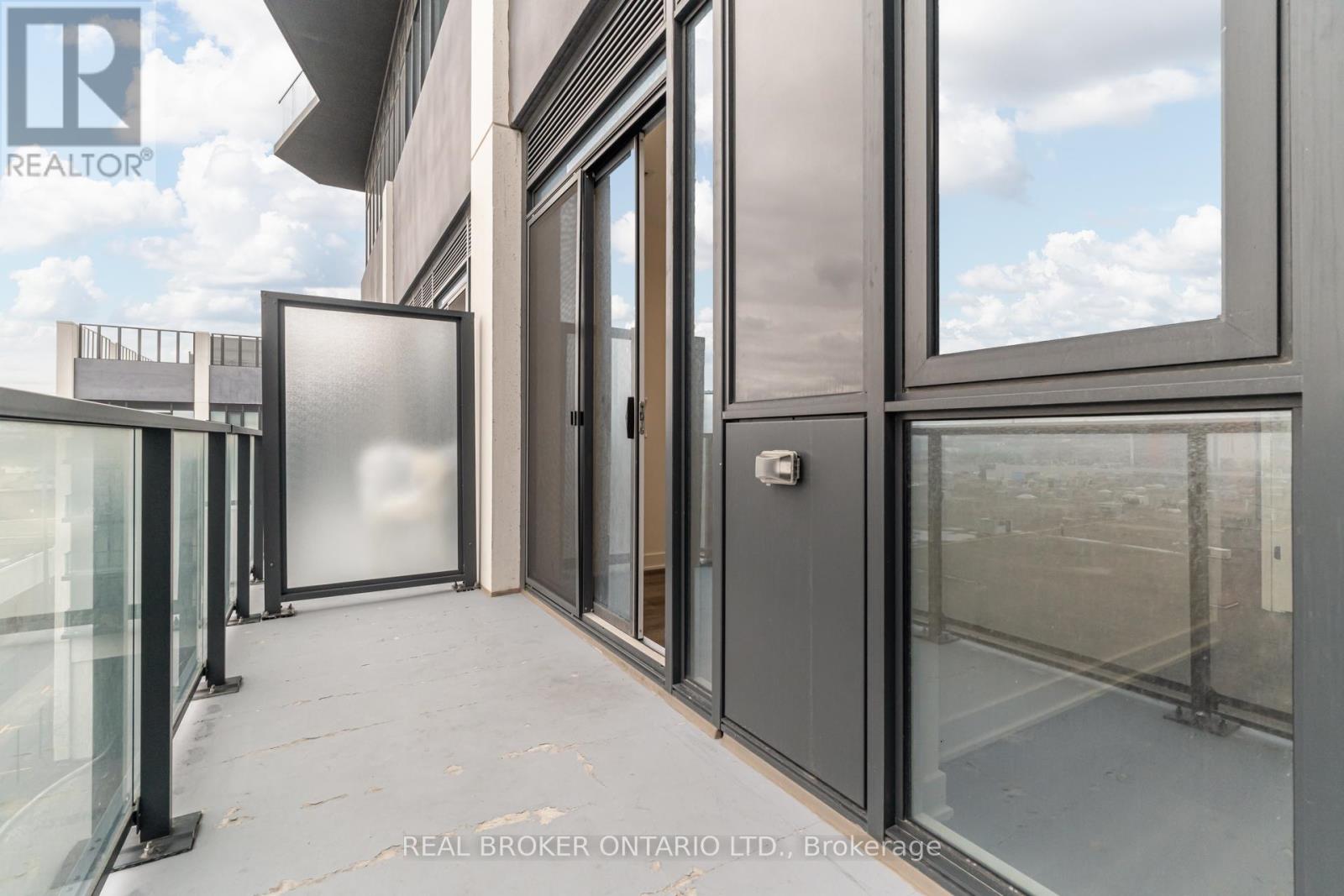 601 - 36 Zorra Street, Toronto, Ontario  M8Z 0G5 - Photo 19 - W12702308