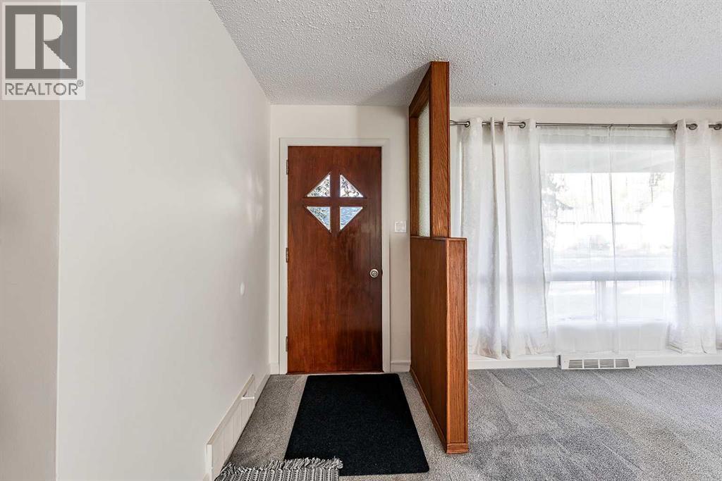 241 11 Street SW, Medicine Hat, Alberta  T1A 4S5 - Photo 6 - A2264173