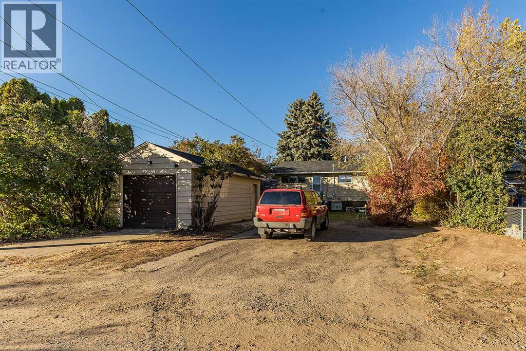 241 11 Street SW, Medicine Hat, Alberta  T1A 4S5 - Photo 29 - A2264173