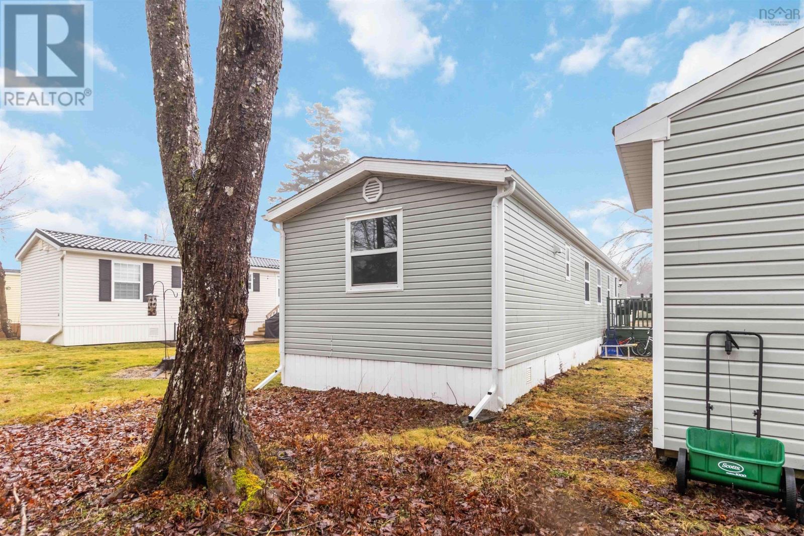 33 Elcona Avenue, Middle Sackville, Nova Scotia  B4E 3B1 - Photo 29 - 202600942