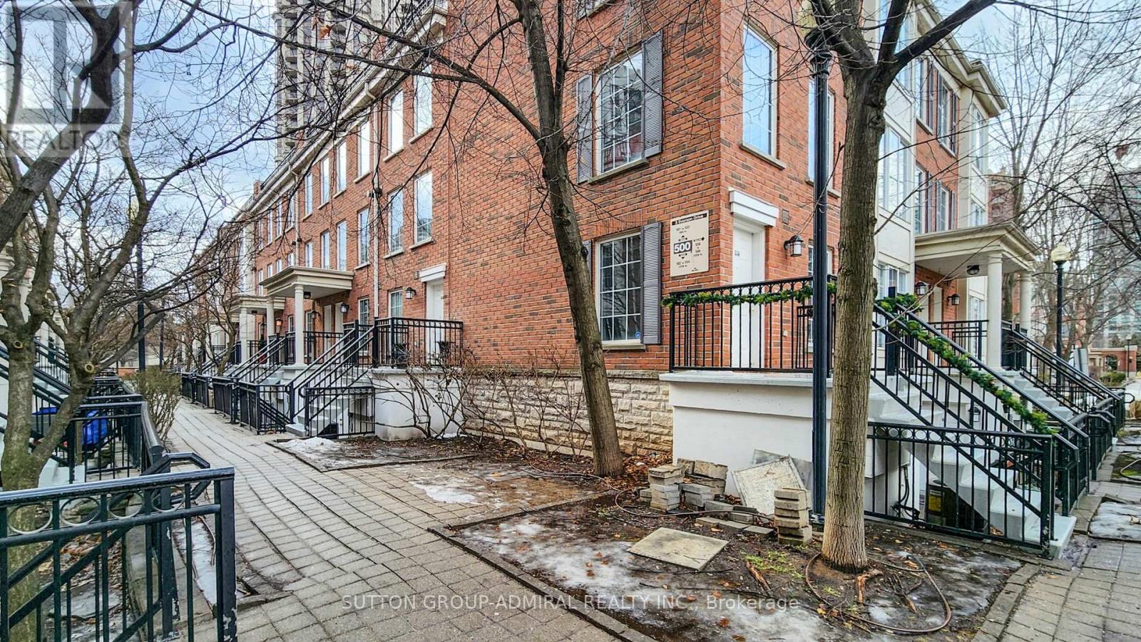 516 - 3 Everson Drive, Toronto, Ontario  M2N 7C2 - Photo 3 - C12702318