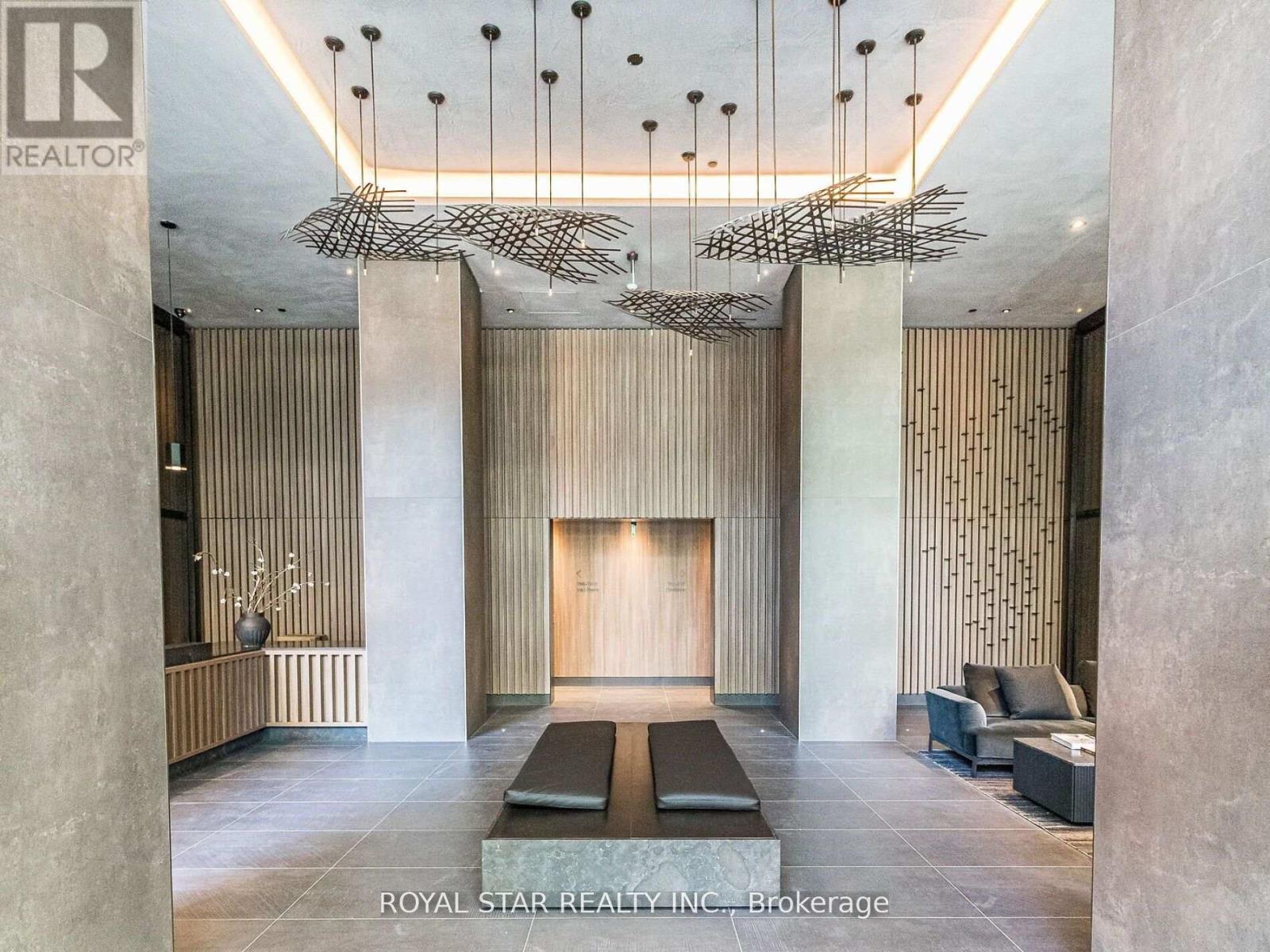 1305 - 55 Charles Street E, Toronto, Ontario  M4Y 0J1 - Photo 3 - C12701034