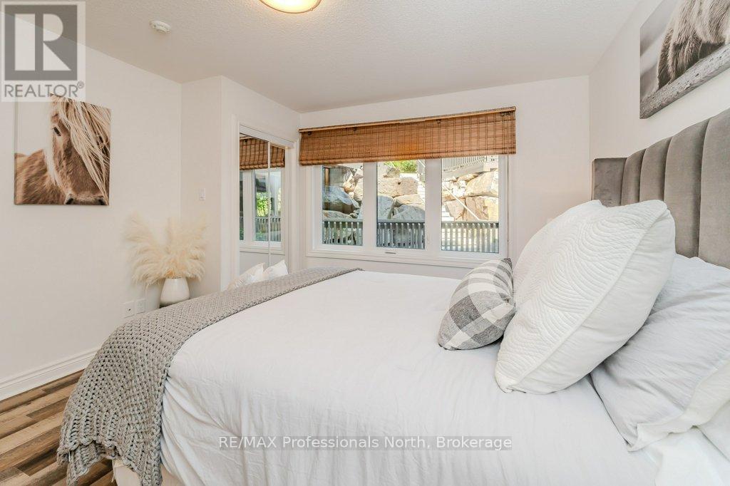 105 - 33 Deerhurst Drive, Huntsville, Ontario  P1H 2J4 - Photo 15 - X12702432