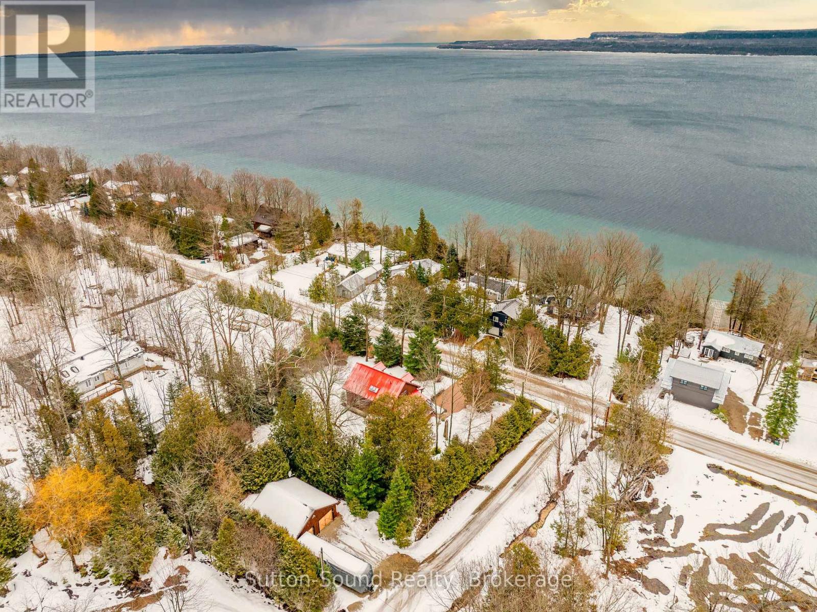 625 Mallory Beach Road, South Bruce Peninsula, Ontario  N0H 2T0 - Photo 35 - X12702472