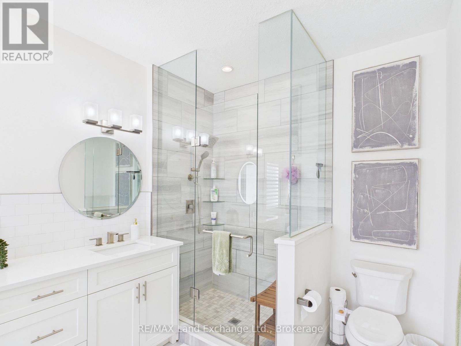 405 Mccullough Crescent, Kincardine, Ontario  N2Z 0A8 - Photo 13 - X12702536