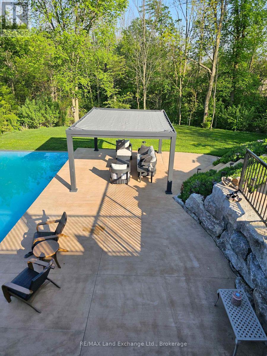 405 Mccullough Crescent, Kincardine, Ontario  N2Z 0A8 - Photo 32 - X12702536