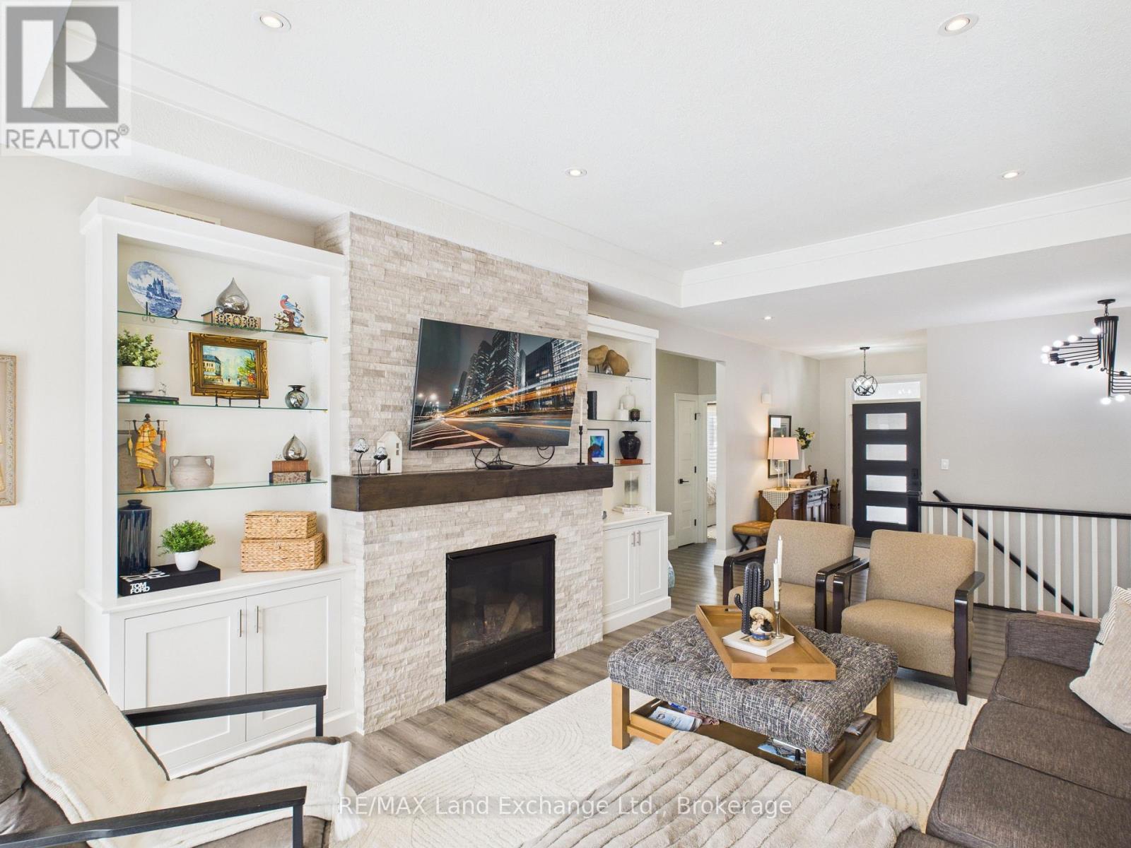 405 Mccullough Crescent, Kincardine, Ontario  N2Z 0A8 - Photo 7 - X12702536