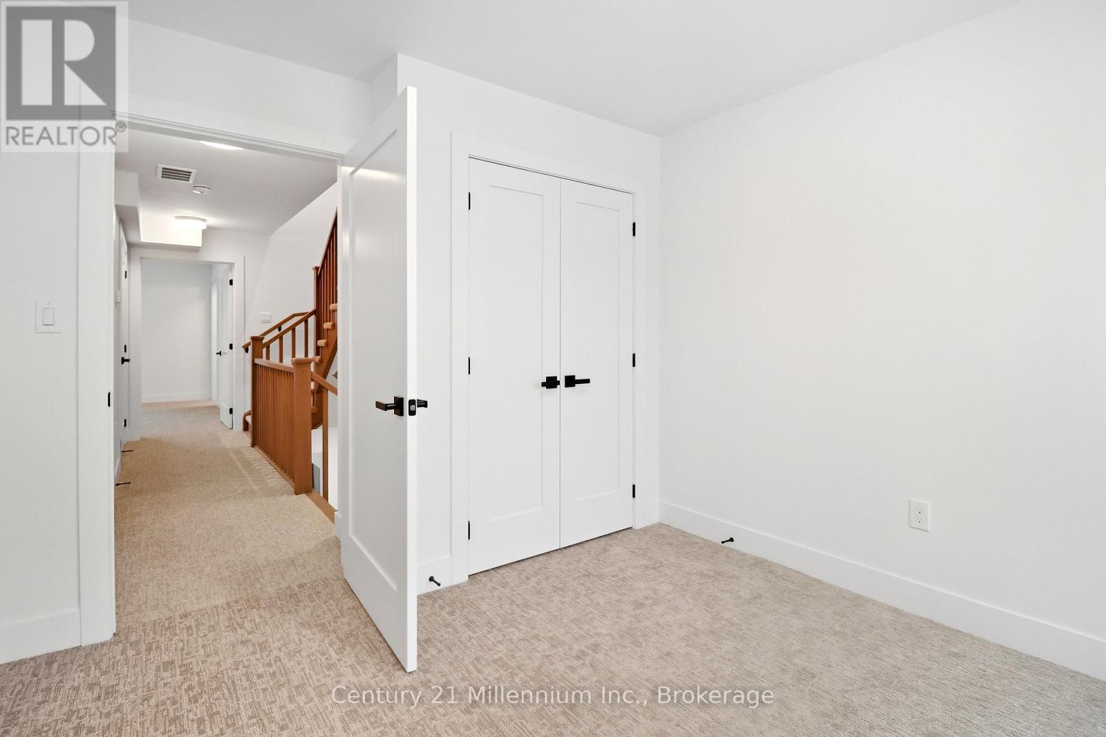 25 - 117 Sladden Court, Blue Mountains, Ontario  N0H 2P0 - Photo 16 - X12702604