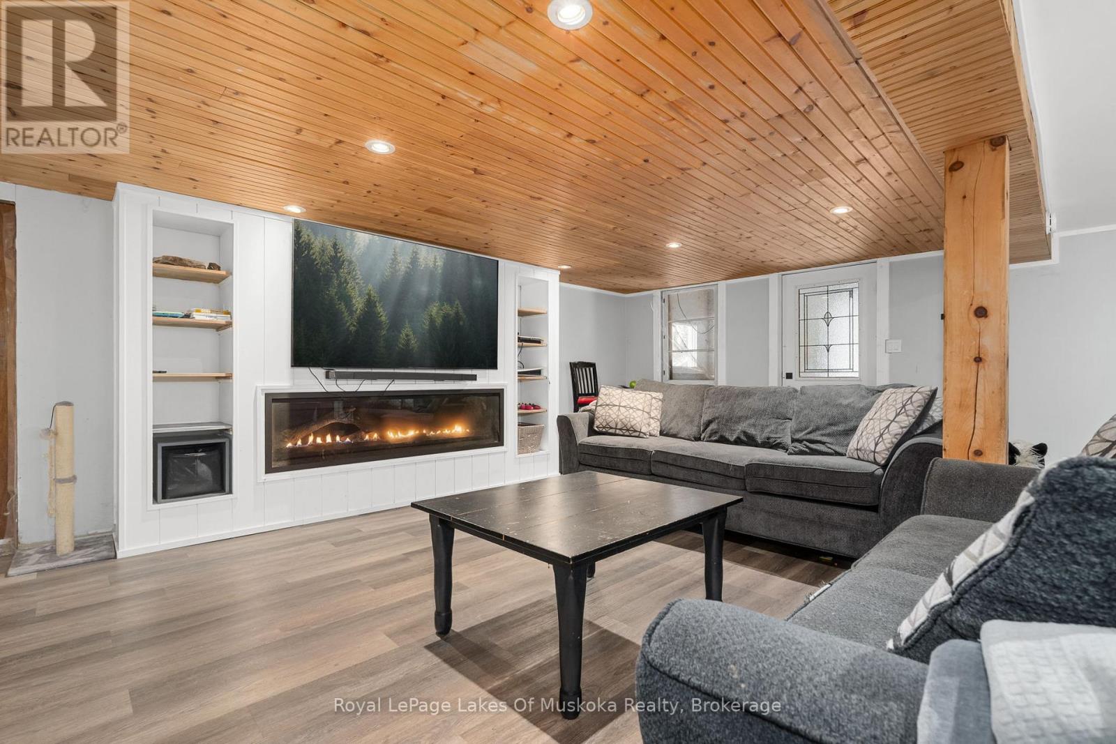 2892 60 Highway E, Lake Of Bays (Franklin), Ontario  P0A 1H0 - Photo 19 - X12702616