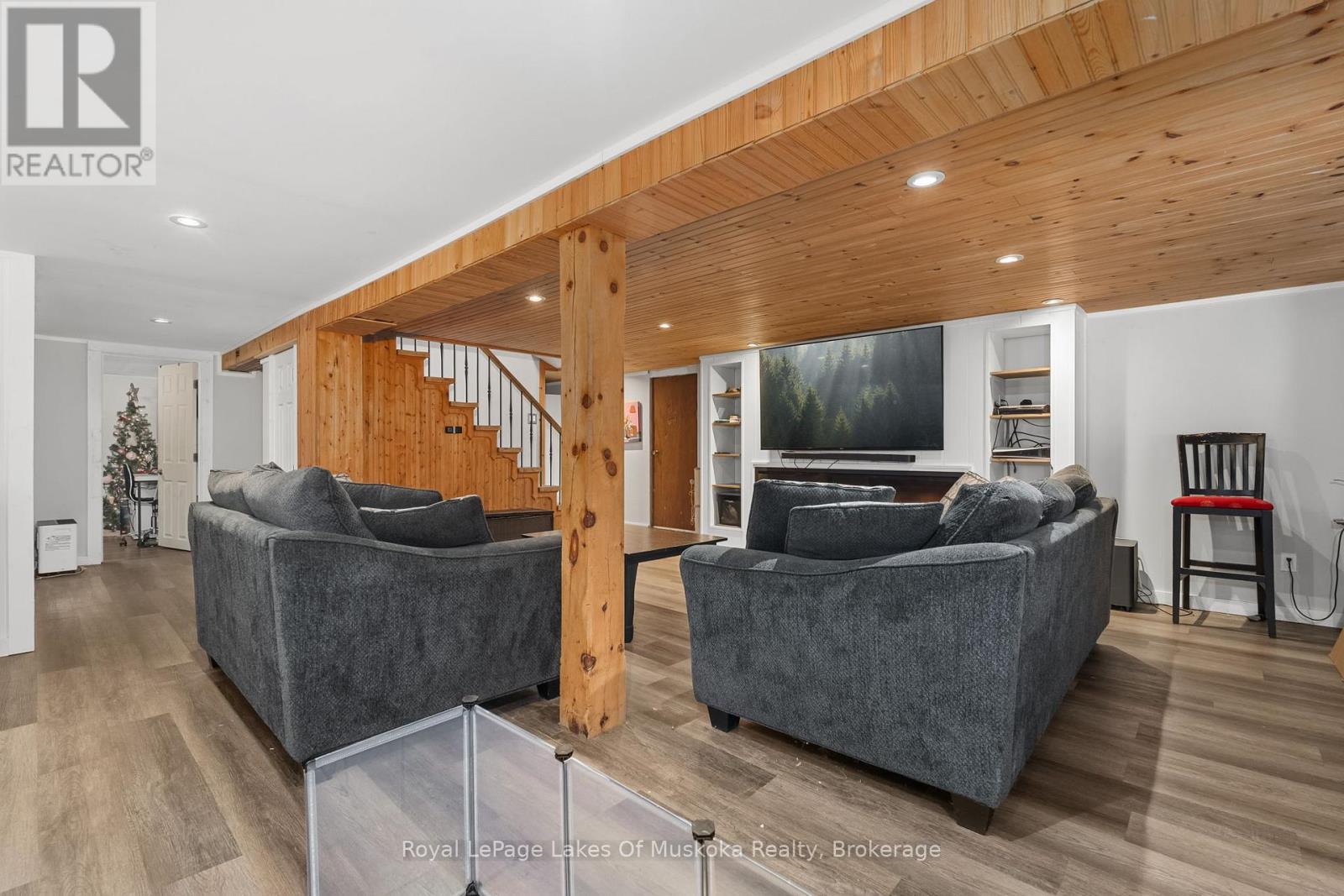 2892 60 Highway E, Lake Of Bays (Franklin), Ontario  P0A 1H0 - Photo 21 - X12702616