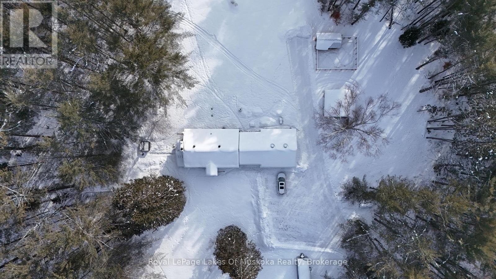 2892 60 Highway E, Lake Of Bays (Franklin), Ontario  P0A 1H0 - Photo 38 - X12702616