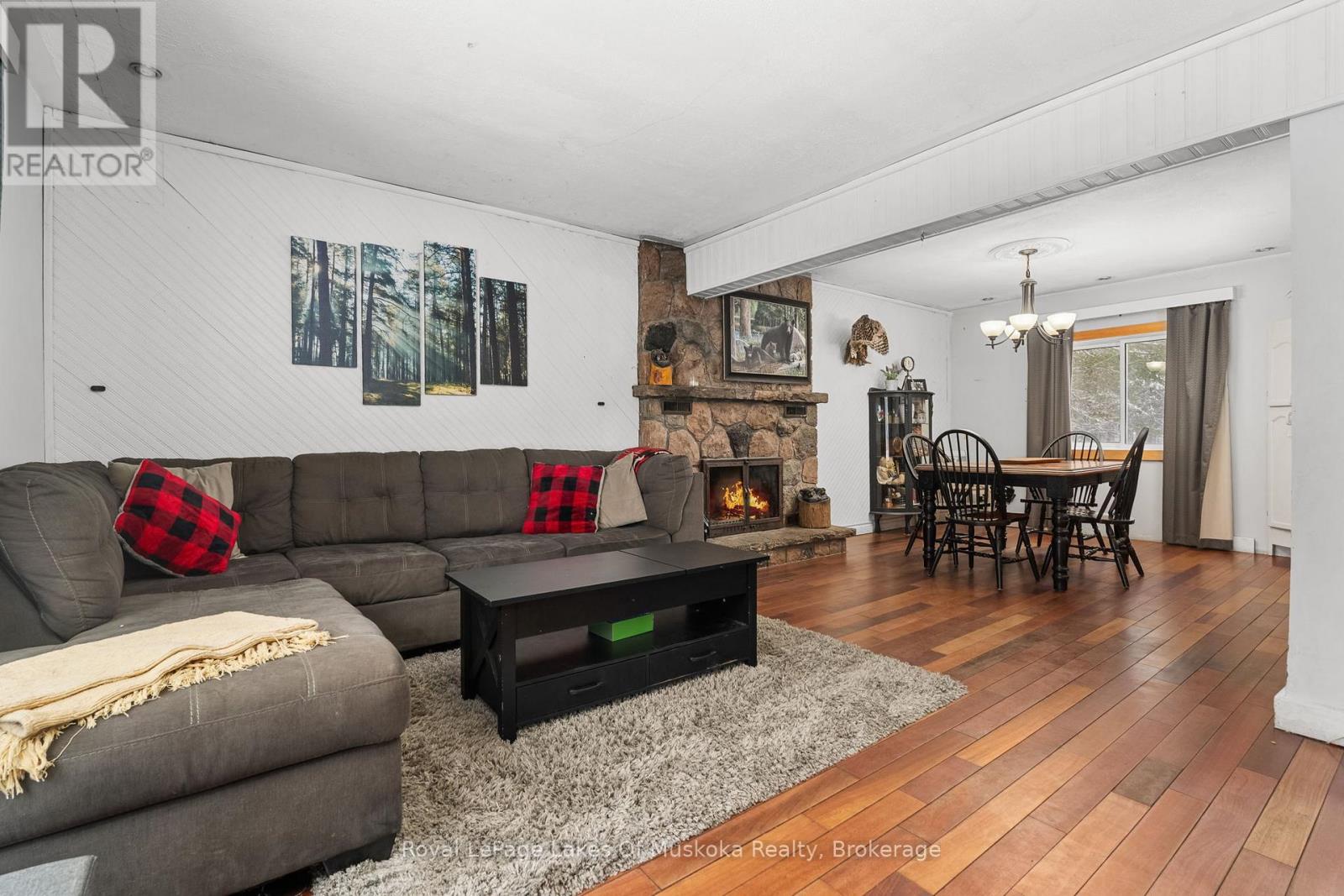 2892 60 Highway E, Lake Of Bays (Franklin), Ontario  P0A 1H0 - Photo 7 - X12702616