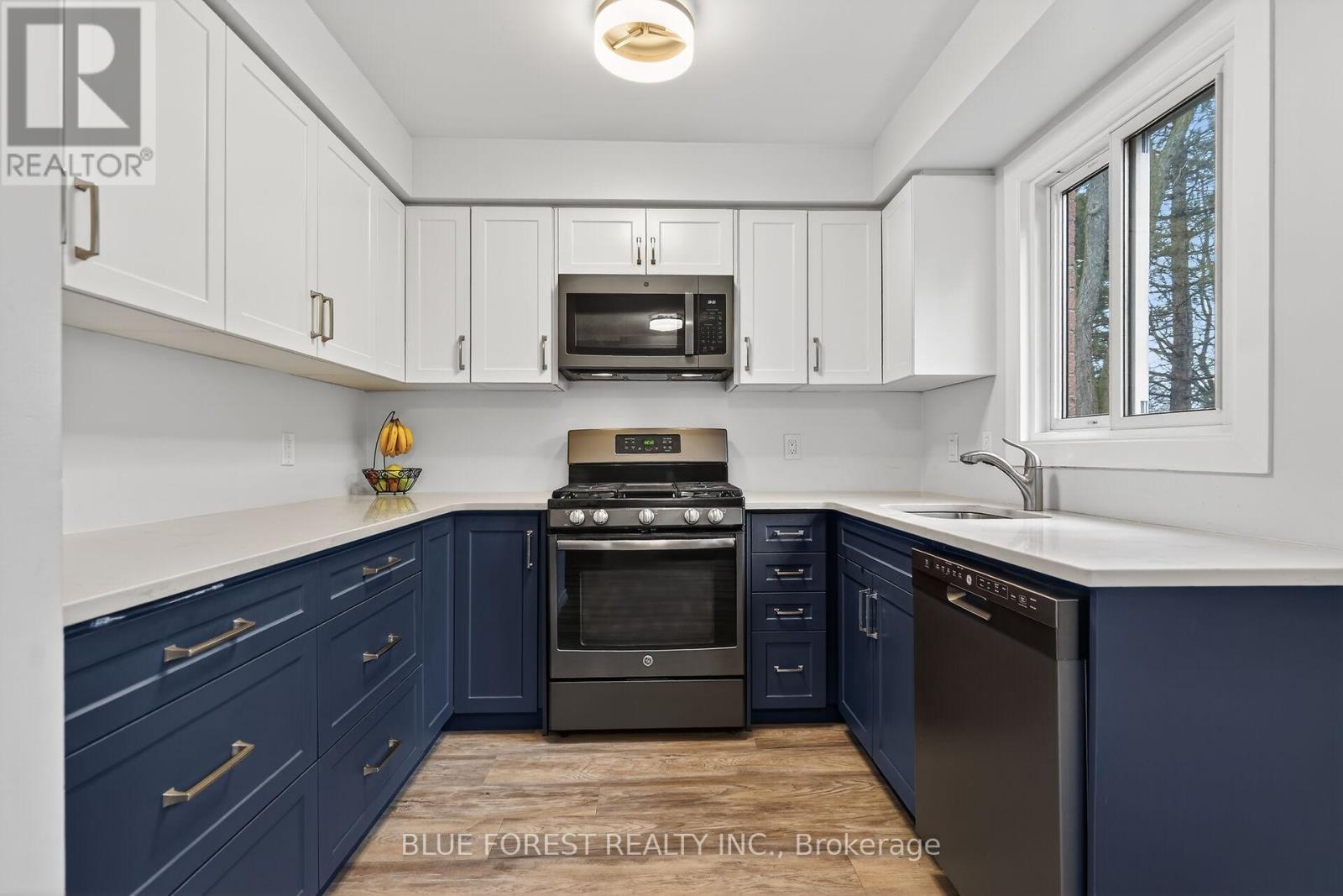 74 - 700 Exeter Road, London South, Ontario  N6E 1L2 - Photo 15 - X12702516