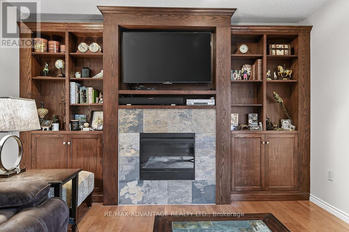 3921 Malpass Road, London South, Ontario  N6P 1E9 - Photo 12 - X12702552