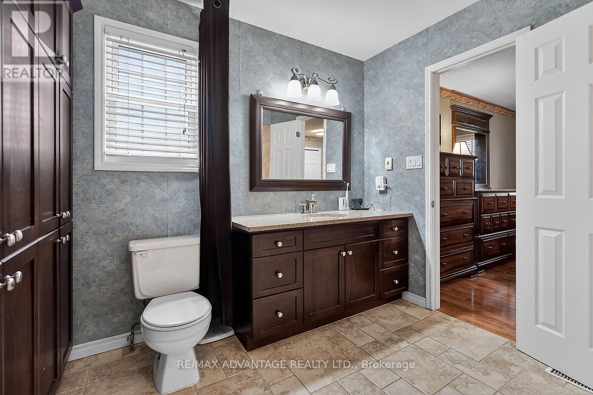 3921 Malpass Road, London South, Ontario  N6P 1E9 - Photo 33 - X12702552