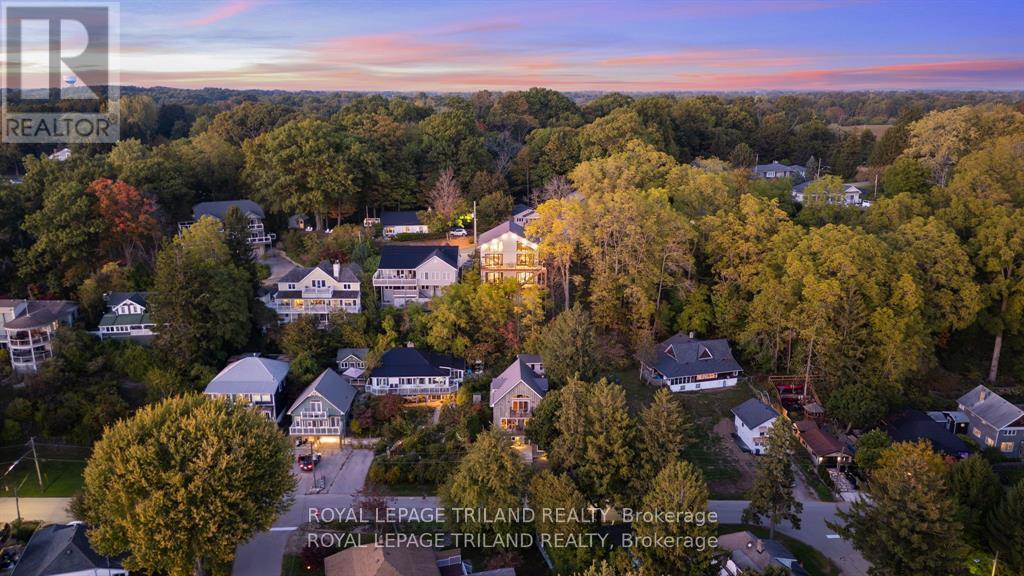 164 Brayside Street, Central Elgin, Ontario  N5L 1A2 - Photo 3 - X12702564