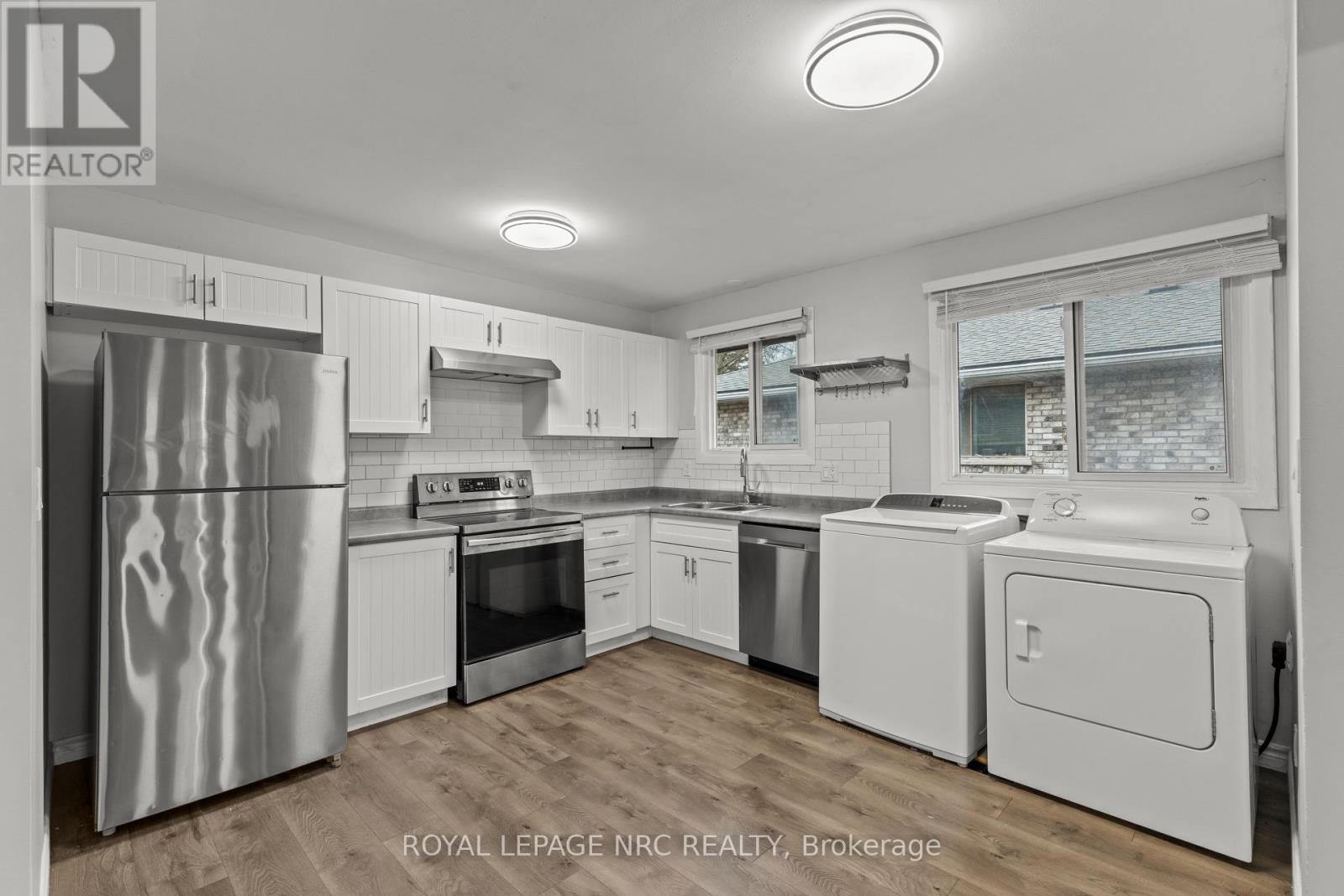 5698 Heritage Drive, Niagara Falls (Church's Lane), Ontario  L2J 3L2 - Photo 12 - X12702290