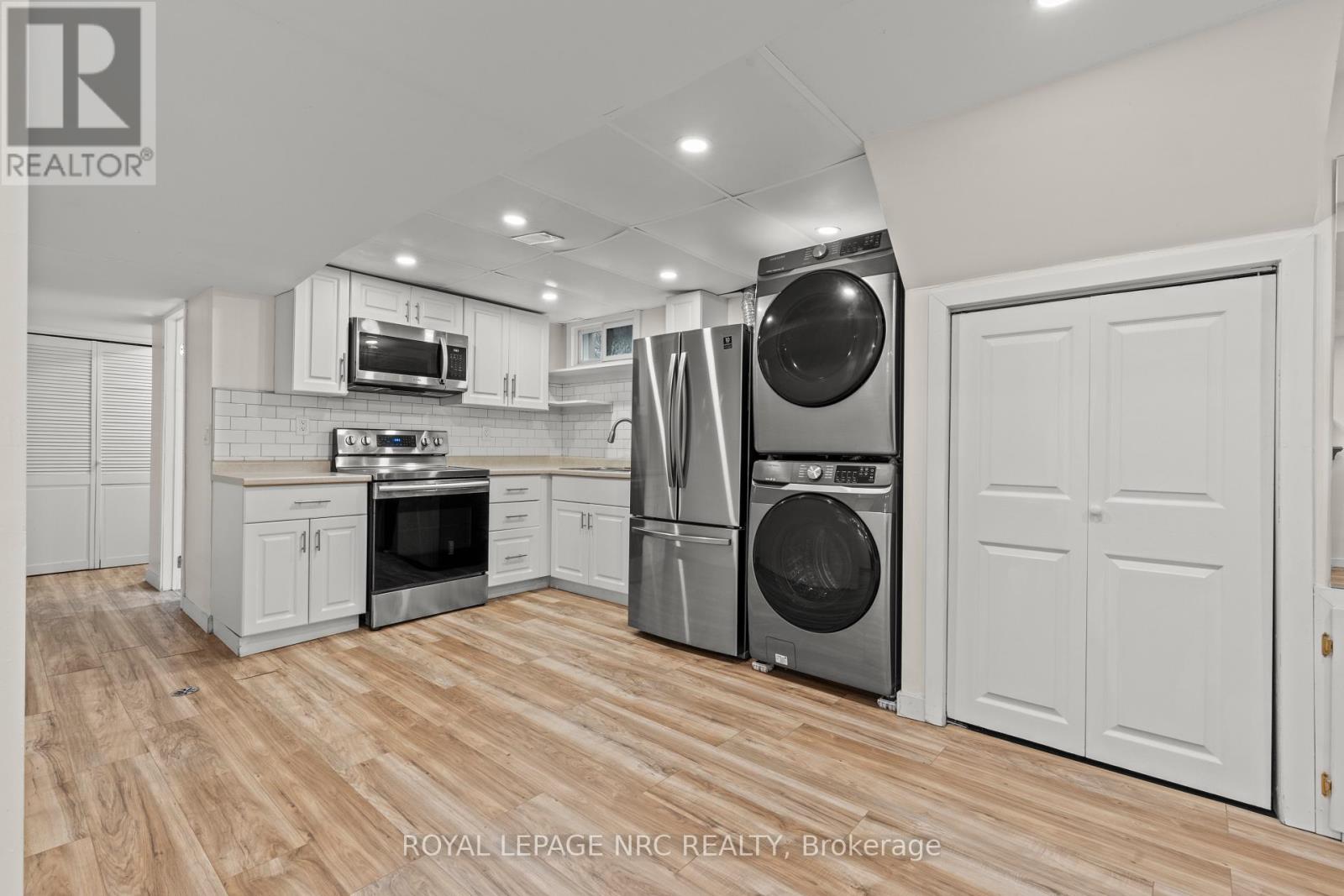 5698 Heritage Drive, Niagara Falls (Church's Lane), Ontario  L2J 3L2 - Photo 25 - X12702290