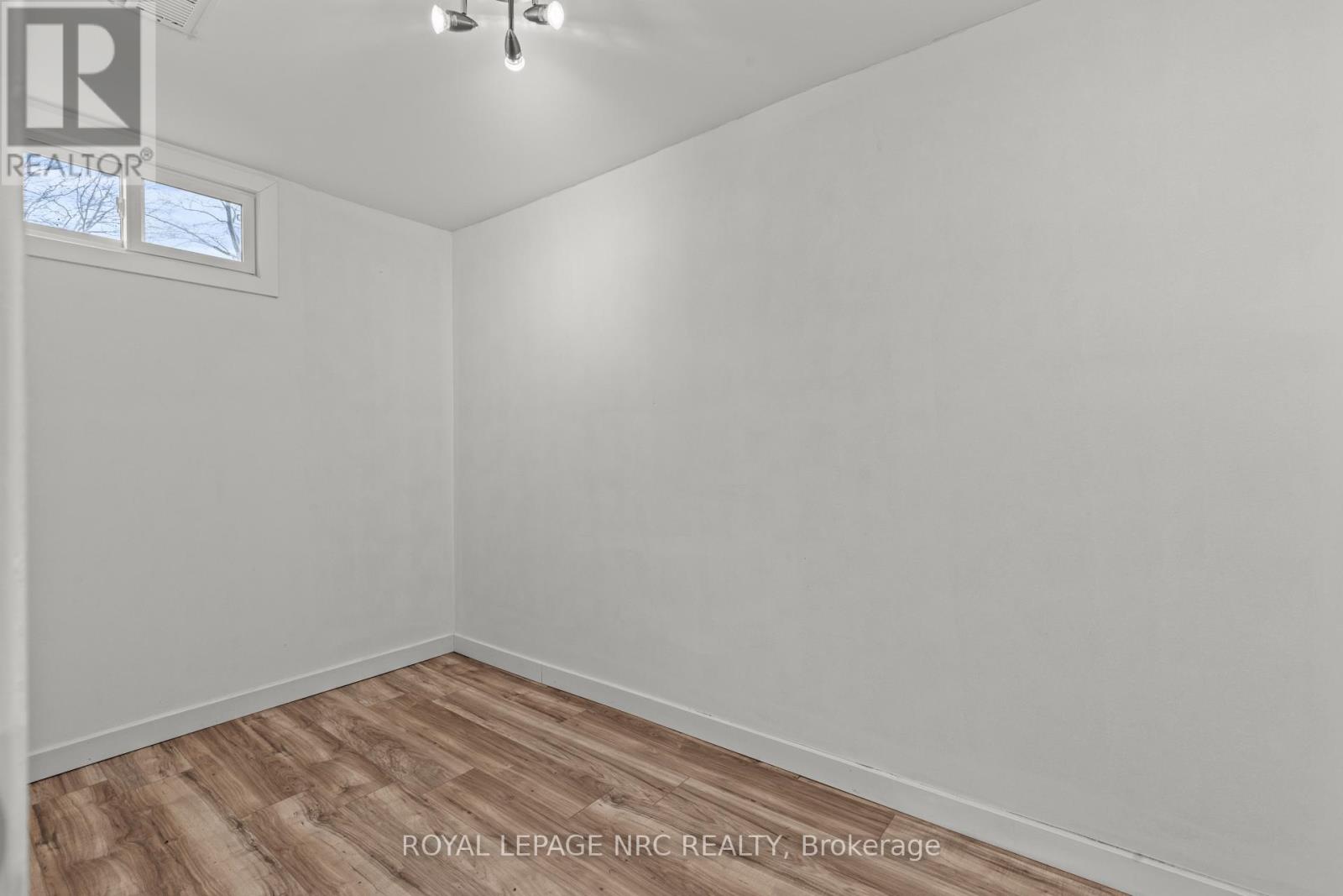 5698 Heritage Drive, Niagara Falls (Church's Lane), Ontario  L2J 3L2 - Photo 34 - X12702290