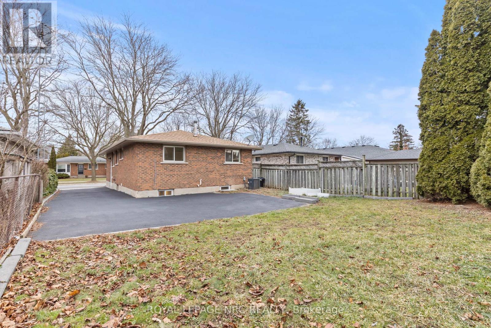 5698 Heritage Drive, Niagara Falls (Church's Lane), Ontario  L2J 3L2 - Photo 38 - X12702290