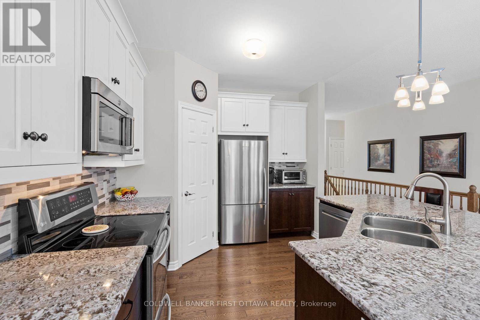 239 Royal Landing Gate, North Grenville, Ontario  K0G 1J0 - Photo 9 - X12702402