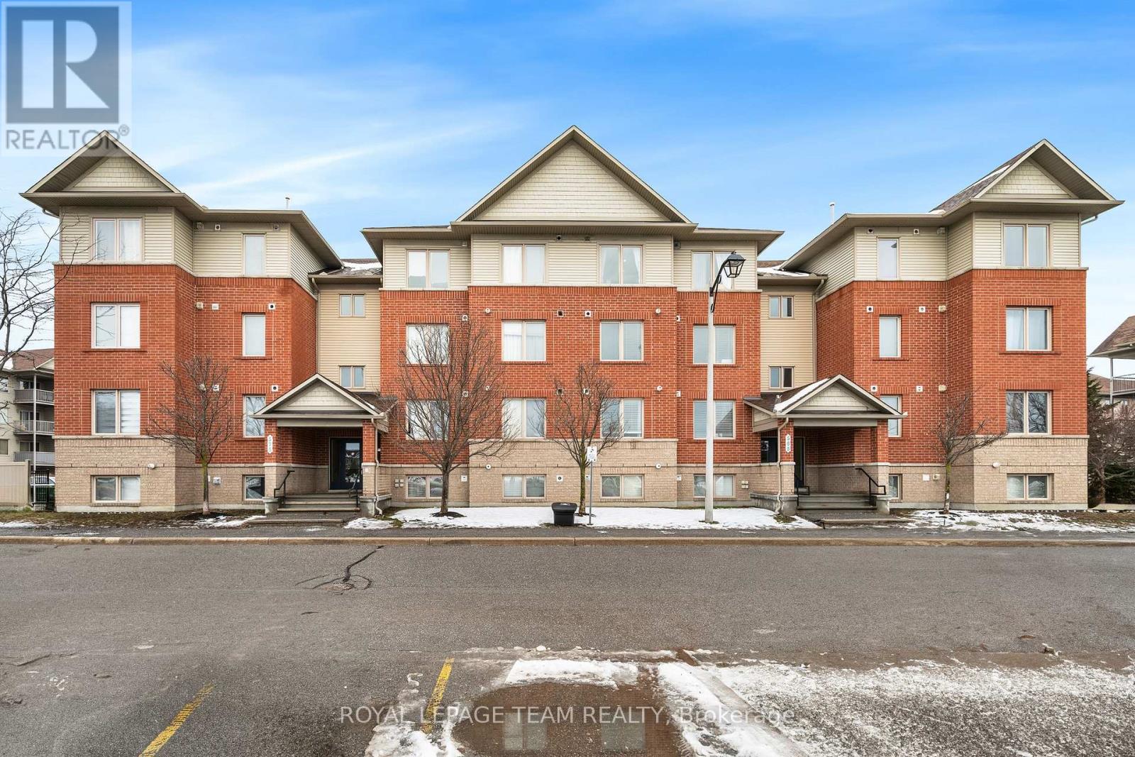 8 - 575 Stonefield Private, Ottawa, Ontario  K2G 4R5 - Photo 3 - X12702422